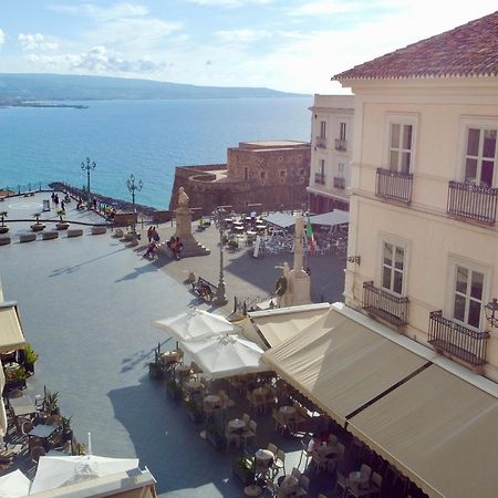 Hotel Della Piazza Pizzo  Buitenkant foto