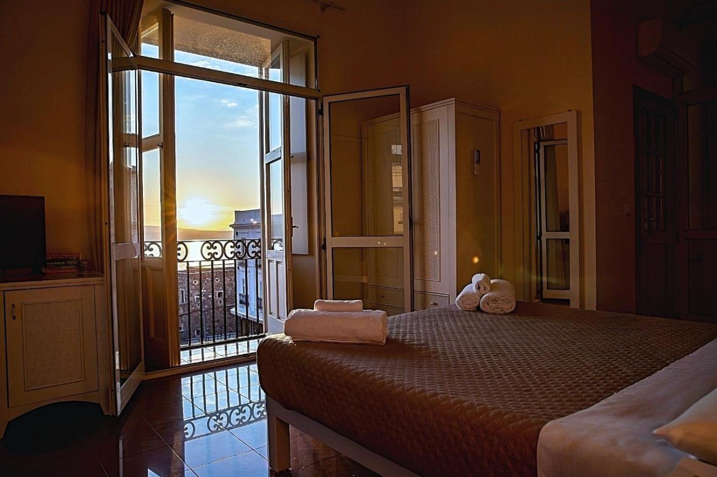 Hotel Della Piazza Pizzo  Buitenkant foto